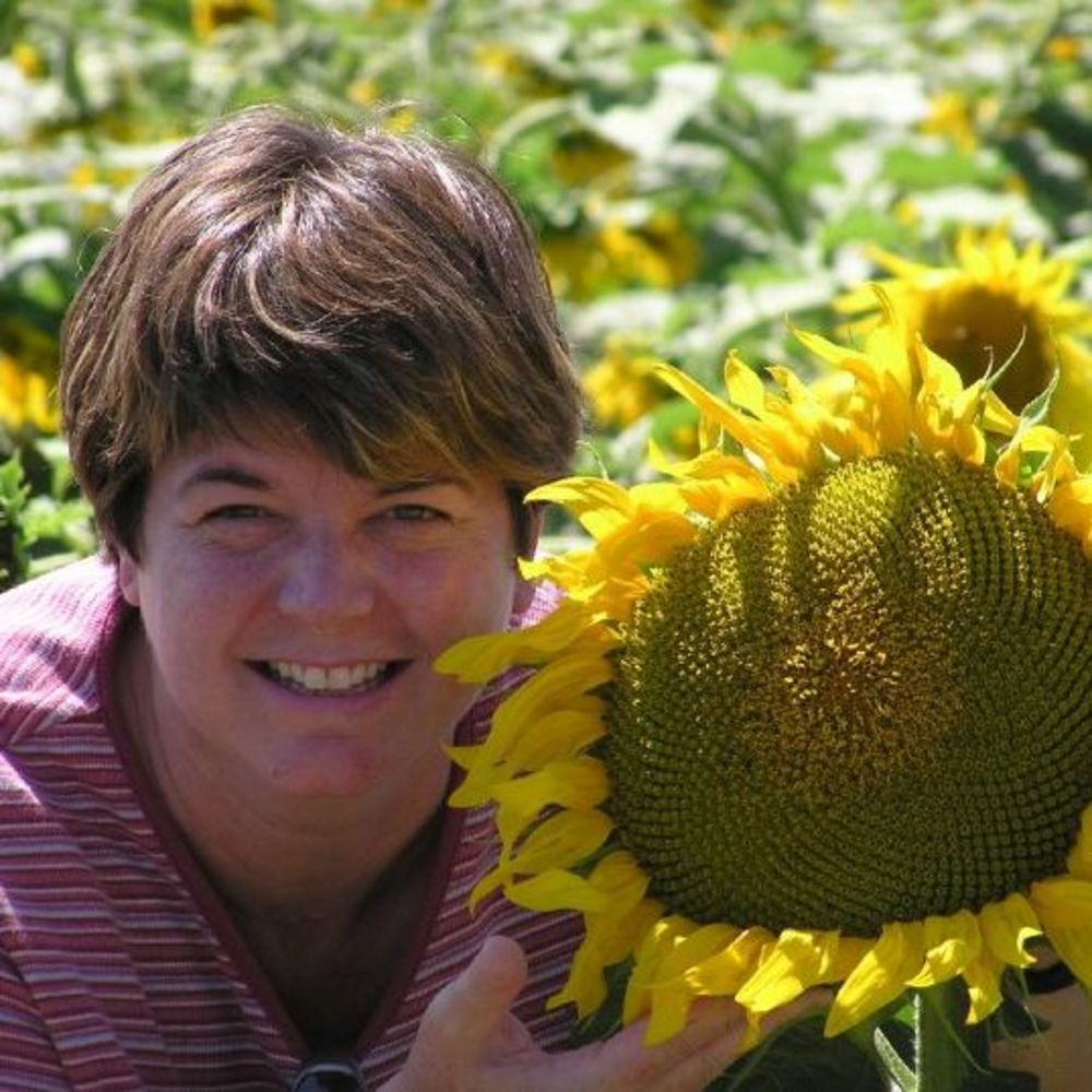 Meet your Posher, Julie